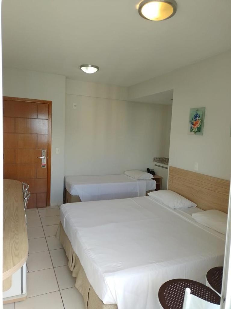 Golden Dolphin Express - Viva Ferias Appartement Caldas Novas Buitenkant foto